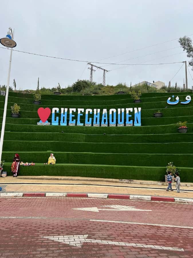 Fes to Chefchaouen Day Trip multi languages(EN/FR/ES/IT/AR) - Arriving in Chefchaouen: The Guided Walk You’ll Use Immediately