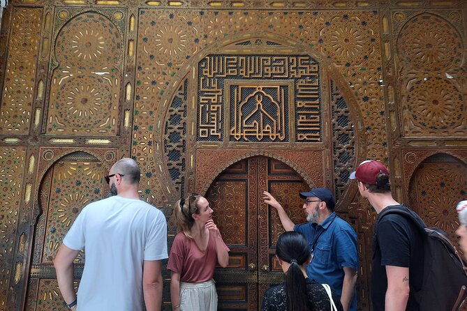 Fez: A FEScinating group tour - Kairaouine Mosque: a quick stop that helps you read the medina