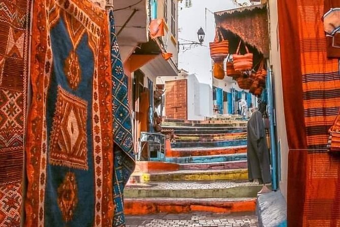 Fez Guided Tour of Artisans and Handicrafts Full-Day Private Tour - Chouara Tannery: Leather dye colors, plus the smell reality
