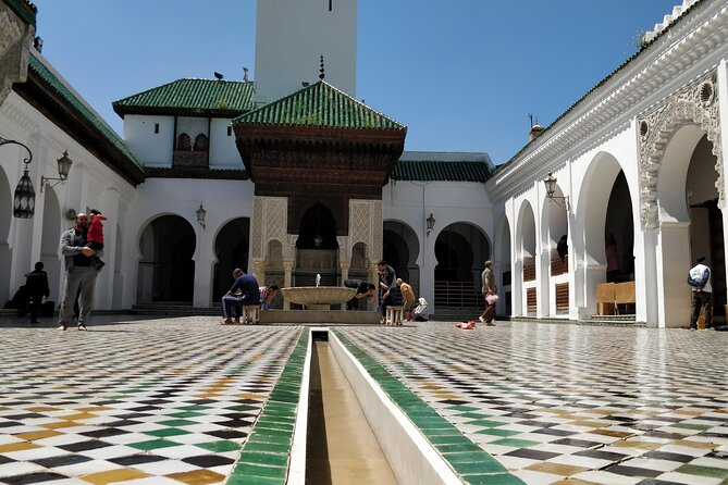 Fez guided Tour with a Local Guide - Who should book (and who should choose a different style)