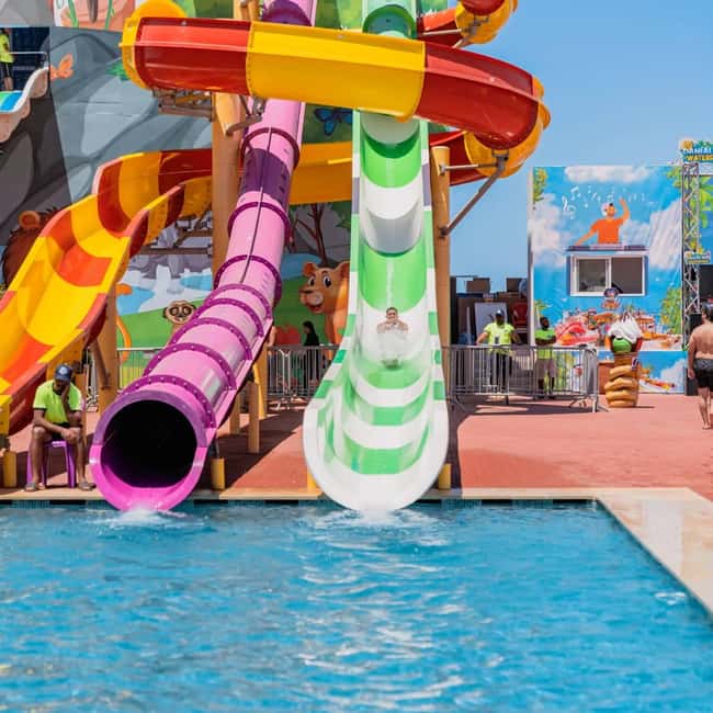 From Agadir: Aqua Park Entry with Transfers - Door-to-door transfers in Agadir: the real time-saver