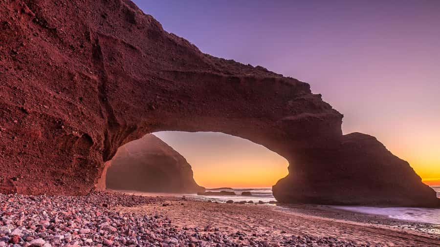From Agadir: Legzira Beach & Tiznit Day Trip with Lunch - Lunch at Legzira: Tajines, Ocean Views, and One Clear Warning
