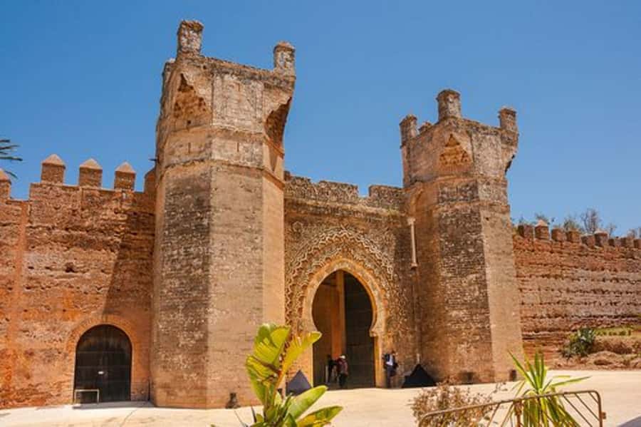 From Casablanca: Rabat Imperial City Day Trip - A quick photo stop back in Casablanca (yes, really)