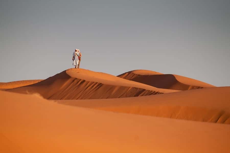 From Fez: 2-Day luxury Sahara Desert Tour with Camel Ride - Guides, driving style, and pickup in Fez without the stress