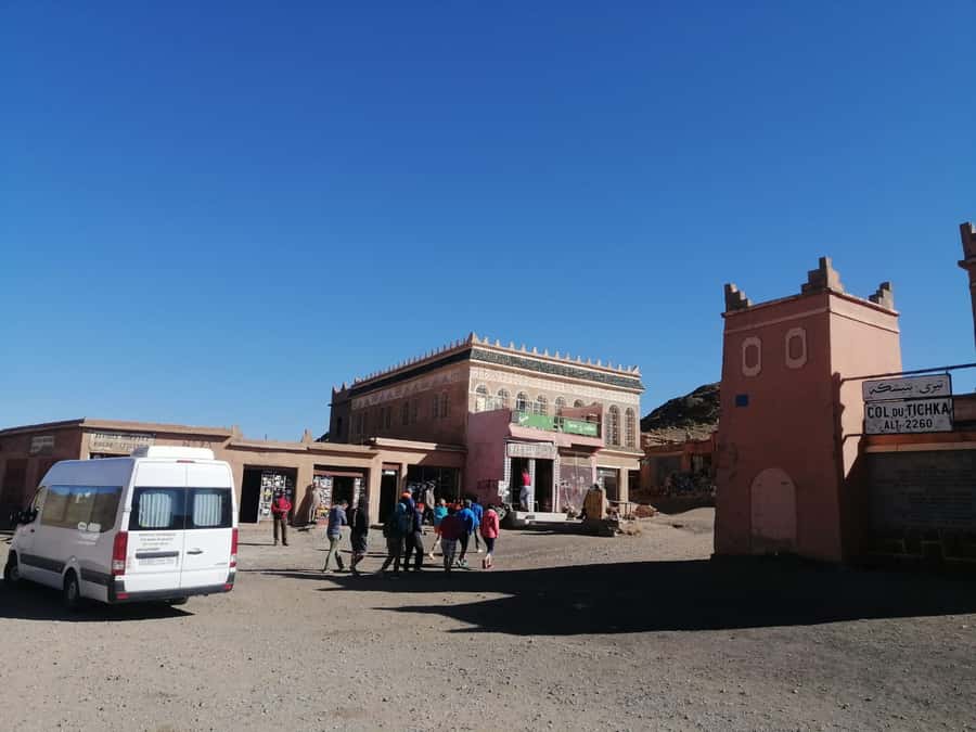From Fez: 2-Day Marrakech via Merzouga Desert Tour - Day 1: leaving Fez with Ifrane, Midelt, the Ziz Valley, and Erfoud