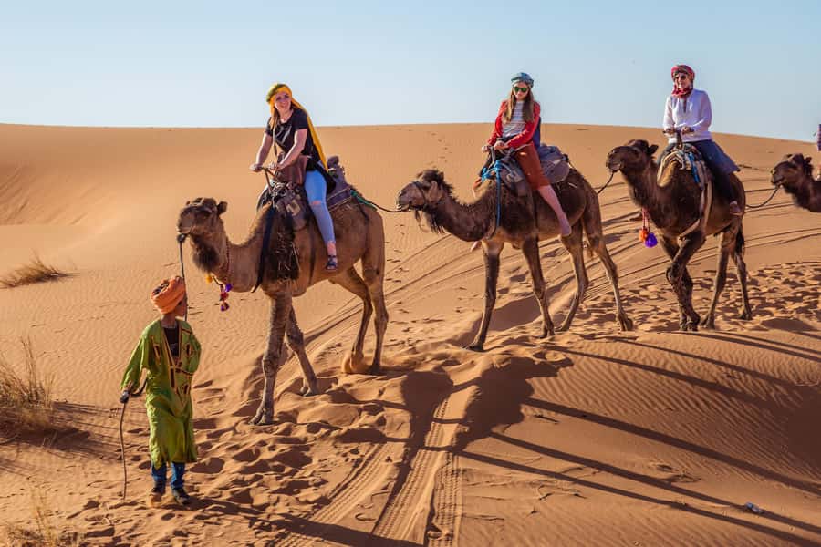 From Fez: 2-Days Desert Tour to Marrakech via Merzouga - Merzouga arrival: luggage storage and the camel trek intro