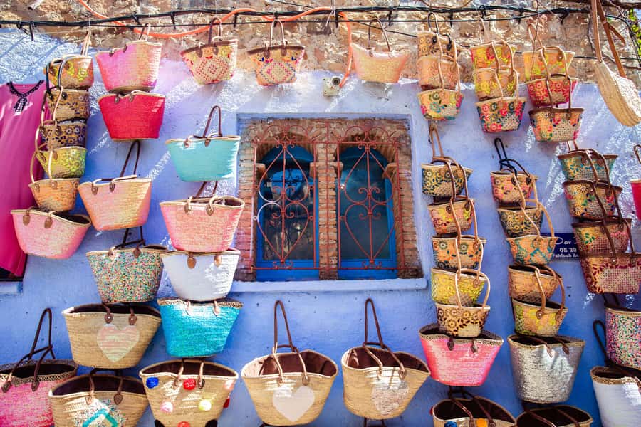 From Fez: Chefchaouen Full-Day Trip - Plaza Uta el-Hammam: the easy break spot that anchors the visit