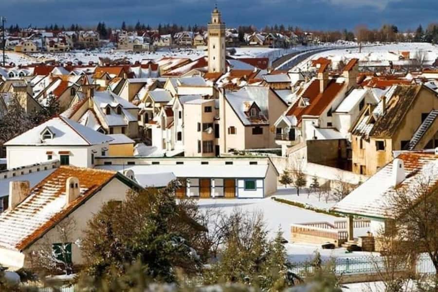 From Fez: Middle Atlas Ifran and Forest of Monkeys Day Trip - The morning drive: Ain Vital viewpoints and the Fez-to-Ifrane change of pace