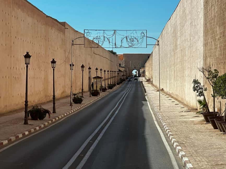 From Fez: Volubilis Moulay Idriss & Meknes Full-Day Trip - Fez to Volubilis: timing and the comfort that makes it work