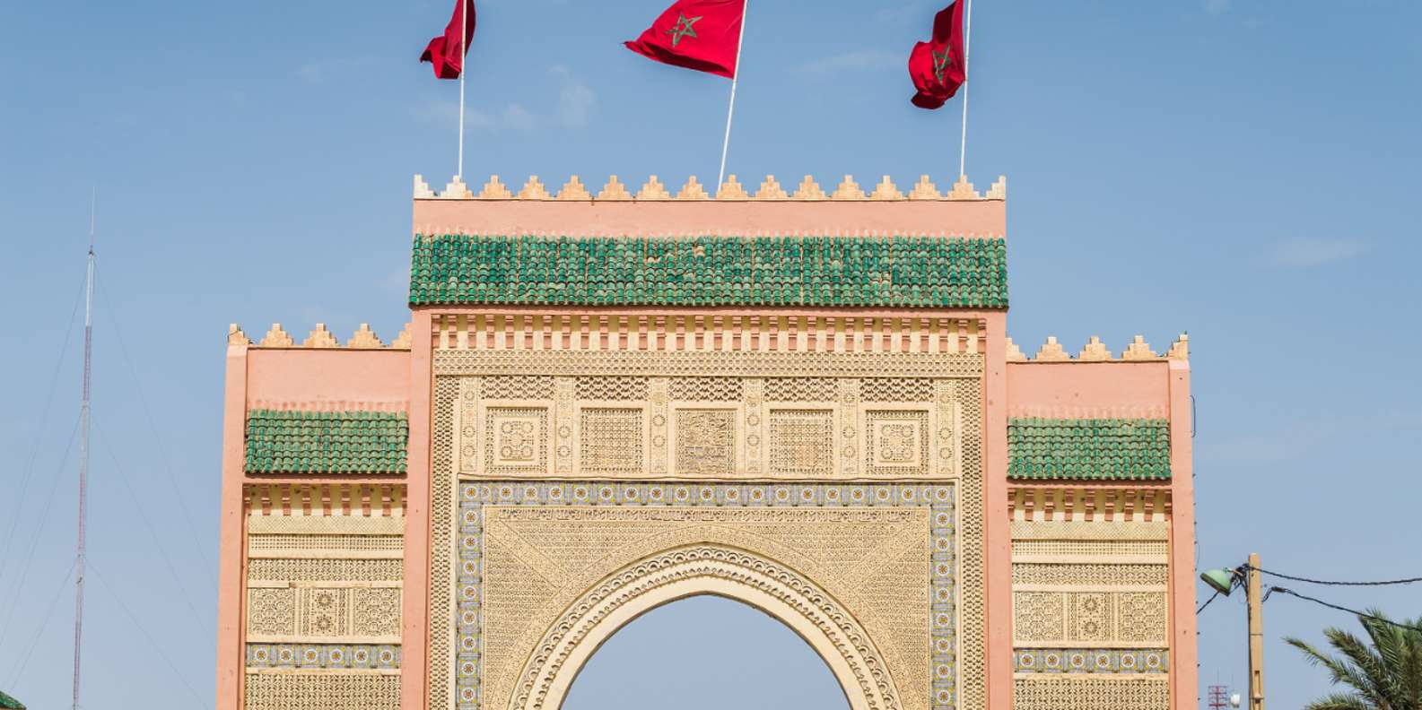 From Marrakech : 2 Days 1 night trip to Fes via Merzouga - Day 2 starts early: sunrise behind the Algerian border area