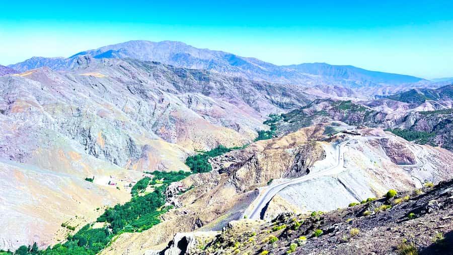 From Marrakech: 2 Days Zagora Desert Safari with Food & Camp - The High Atlas Drive and Tizi n’Tichka Pass: Views Plus Time on the Road