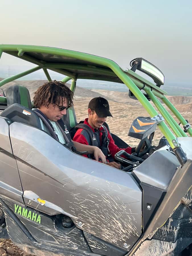 From Marrakech: Agafay Desert Buggy 1Hour & Dinner Show - How the day starts: the Marrakech pickup and van time