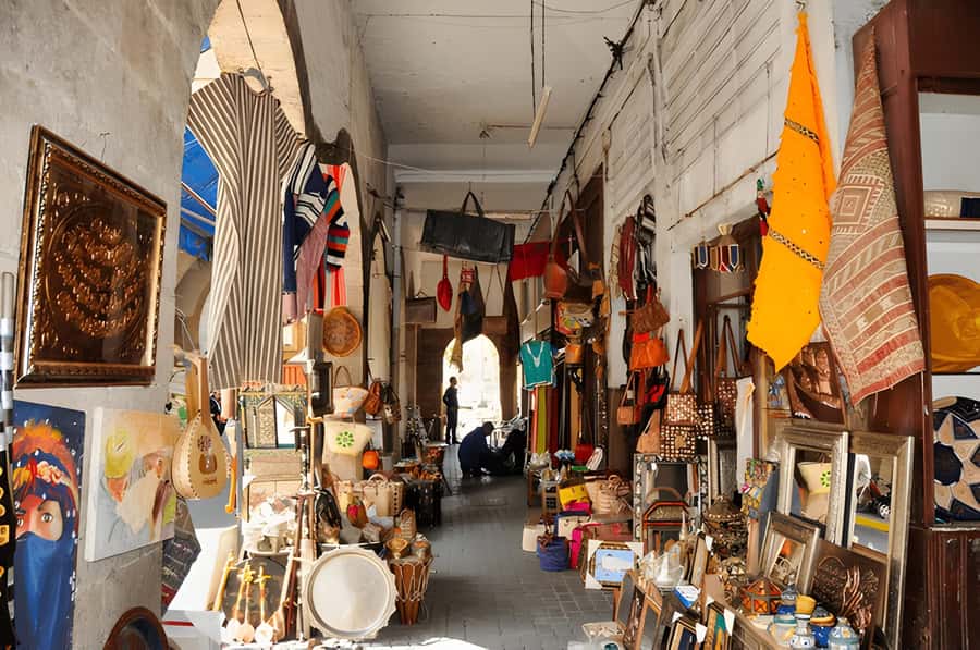 From Marrakech: Casablanca Day Trip by van - Place Mohammed V Near United Nations Square: Quick Orientation With Good Photo Time