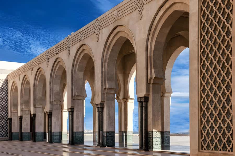 From Marrakech: Casablanca Day Trip by van - Lunch Break: Moroccan Food, Real Choices, and Budget Reality