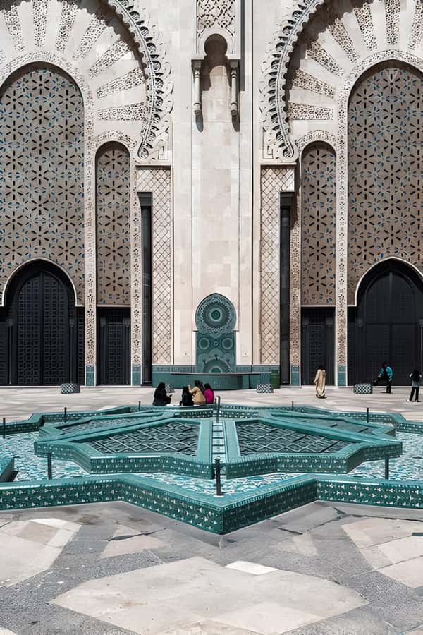 From Marrakech: Casablanca Day Trip Experience" - Old Medina Walk: Souks, Spices, and Why You Should Wear Good Shoes