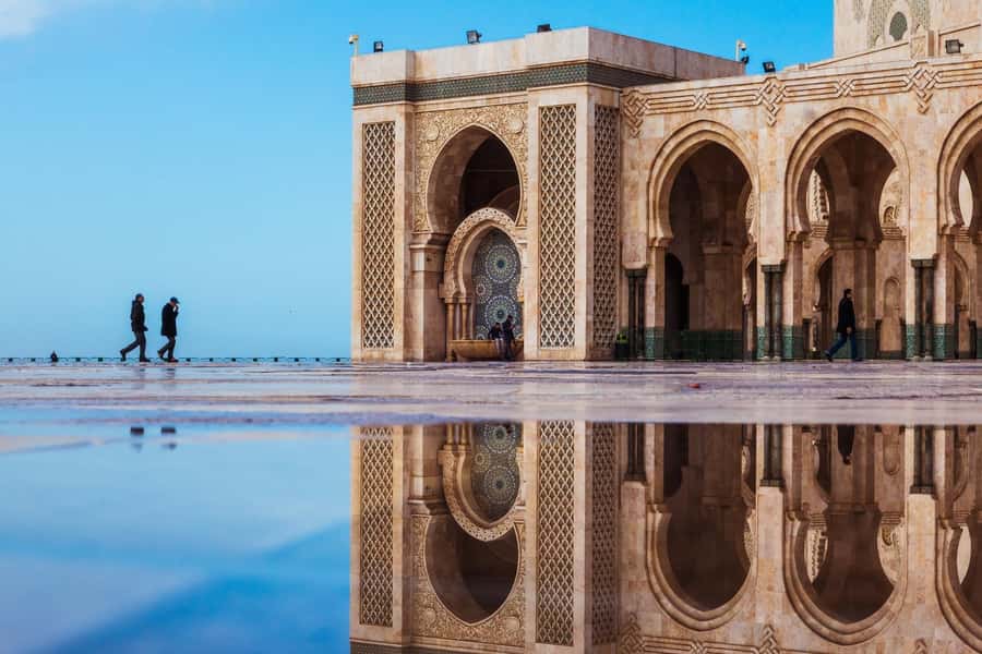 From Marrakech: Casablanca Day Trip with Transfer - Breakfast and Sacred Heart Cathedral: Casablanca’s colonial thread