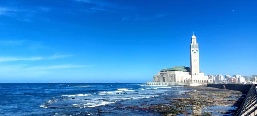 From Marrakech: Casablanca luxury Day Trip&Hassan II mosque - Comfort and timing: how the van ride shapes your day