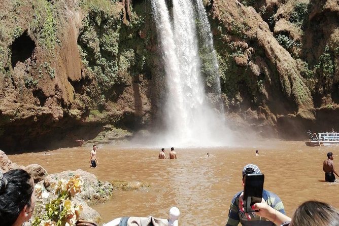 From Marrakech: Day trip to Ouzoud waterfalls and boat tour - Lunch timing and how to manage food without stress
