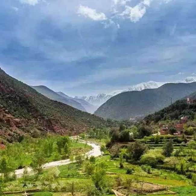 From Marrakech: Imlil Village and Kik Plateau Day Trip - Arriving in Imlil: Village Walk, Typical Buildings, and How Guides Help