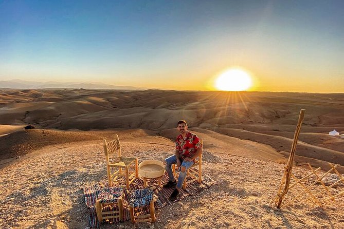 From Marrakech: Magical Dinner In Agafay Desert Under the Stars - Sunset Over Agafay: What the View Adds to Dinner