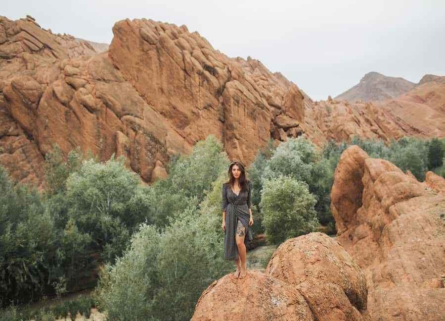 From Marrakech: Private 3-Day Luxury Merzouga Desert Tour - Day 3: Sunrise Transfer, Breakfast in the Sahara, and the Draa Valley Return to Marrakech