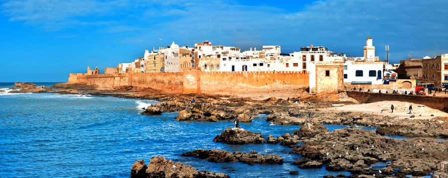 From Marrakech: Small Group To Essaouira & Medina Day Trip - Inside the Medina: Portuguese architecture and calmer streets