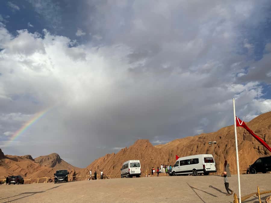 From Marrakech: Tour 5-Day Adventures To Desert Merzouga - Todra Gorge to Erg Chebbi: Welcome Tea, One-Hour Camel Caravan, Desert Night