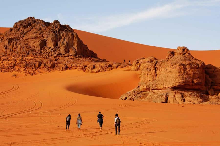 From Marrakesh: 4-Day Private Atlas Mountains & Desert Tour - Day 3: Sunrise Over the Dunes, Shower Stop, and the Rissani Fossil Stop