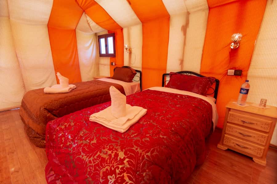 From Merzouga: Desert Overnight in Heated Tent & Camel Ride - The campfire show: Berber drums, night vibe, and stargazing