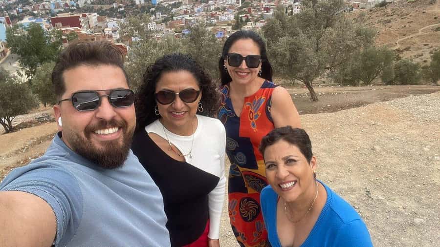 From Rabat: Chefchaouen full-Day trip including lunch - Plaza Uta el Hamman: a helpful orientation break