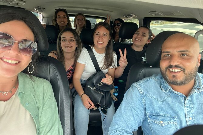 From Tangier: Day trip to Chefchaouen - First stop in Chefchaouen: orientation time and first photo rounds