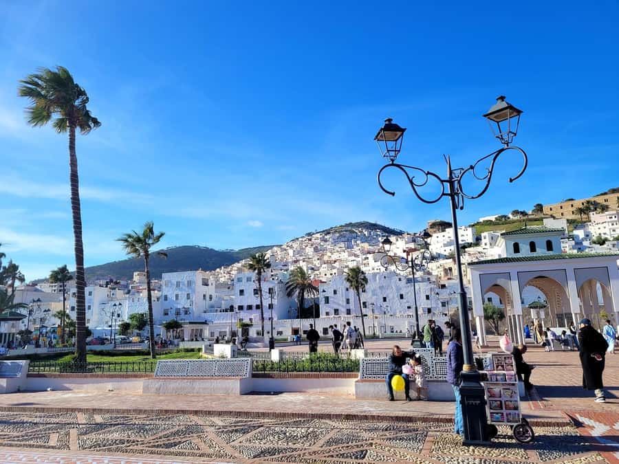 From Tangier: Day Trip to Tetouan with Local Guide - Tangier to Tetouan: the car ride that sets the pace