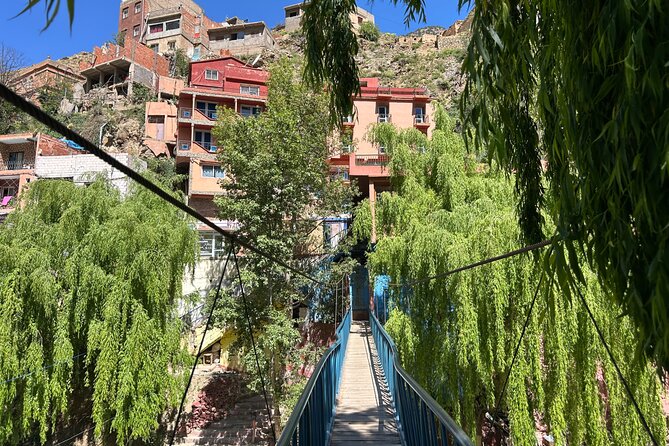 Full Day Atlas Mountains Private Day Tour From Marrakech - The drive back via Tahanaout: a smoother ending