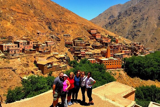 Full Day Discovery of Ouzoud Waterfalls from Marrakech - Marrakech to Ouzoud by Minivan: The Pace and Comfort Setup