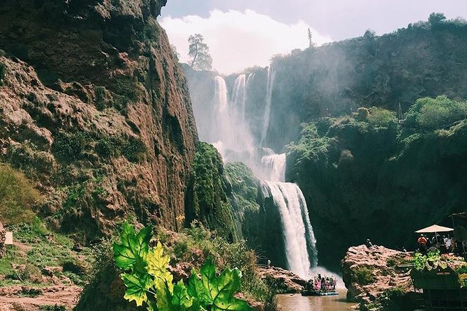 Full-Day Excursion to Ouzoud Waterfalls from Marrakech - Transport, Driver Language, and Group Size: Comfortable, Small, Practical