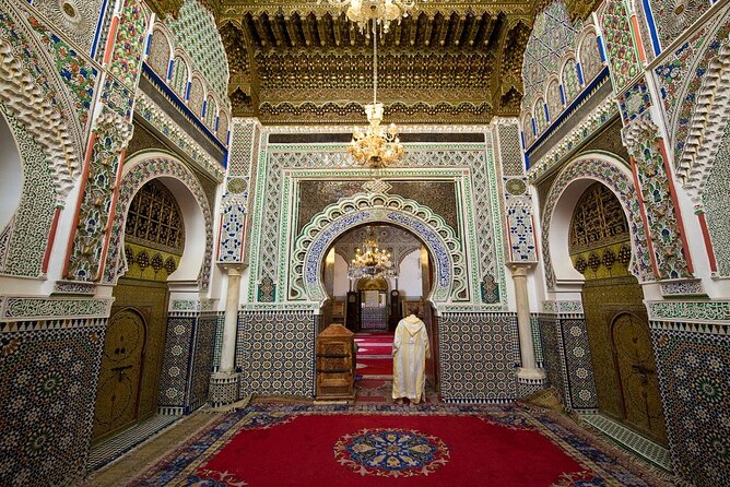 Full Day Guided Tour of Fes' Historic Medina with No Shopping - Stop 2: Chouara Tannery and the reality of traditional leather-making