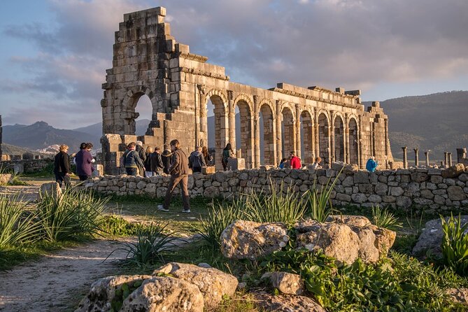 Full-day Historical Meknes Volubilis and Moulay Idriss Tour - Stop 1: Volubilis Roman Ruins and How to Use Your Free Hour