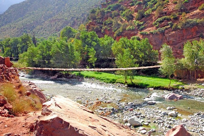 Full Day Private Berbere Experience in High Atlas - Monday souk stop: a bonus if your dates line up