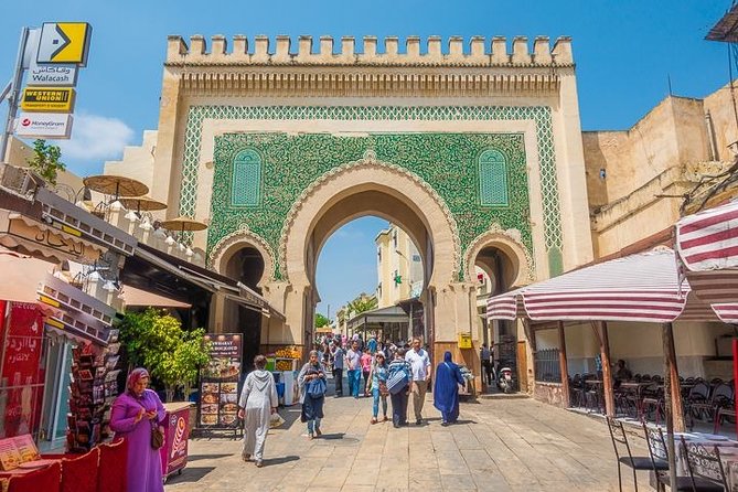 Full-Day Private Guided Tour of Fez with Pickup and Lunch - Handicraft quarters in the afternoon: seeing the process