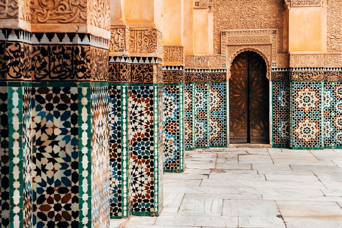 Full-Day Private Tour to Fez from Casablanca - Hotel Pickup and the Private Vehicle Advantage