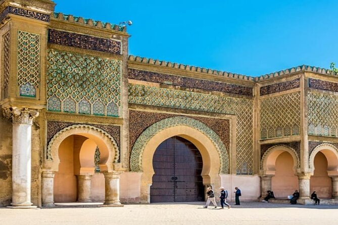 Full-Day Tour from Fez to Vollubulis, Moulay Idriss Zerhoun, Mèknes - Price and What You’re Really Buying