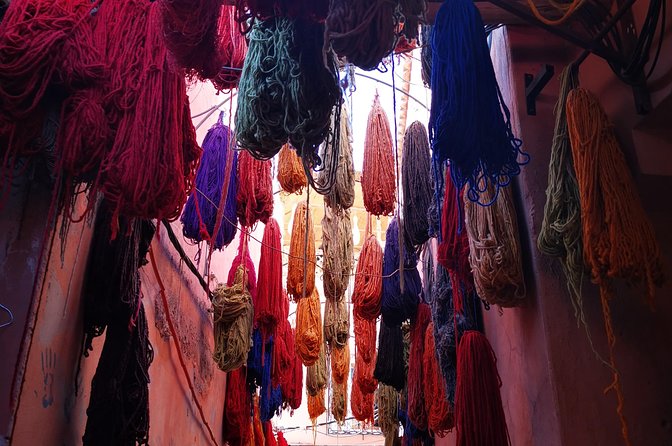 Great tour of marrakech trough the old Medina - Rue Al Koutobia and the Koutoubia Mosque Story
