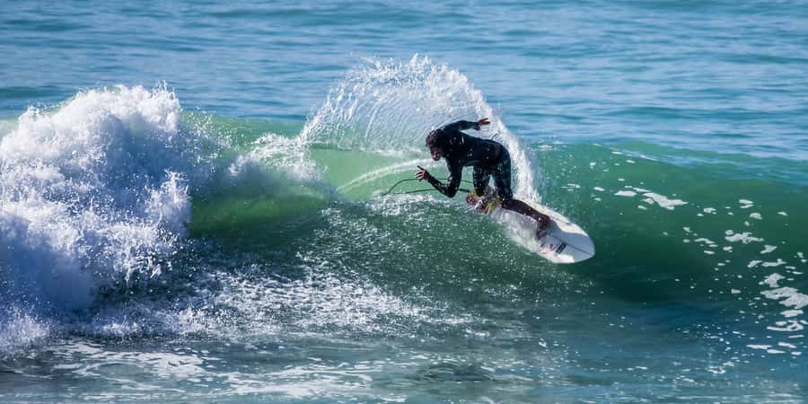 Guided Surfing Tour to Essaouira from Marrakech - Morning departure from your hotel: the 8:00 AM start matters