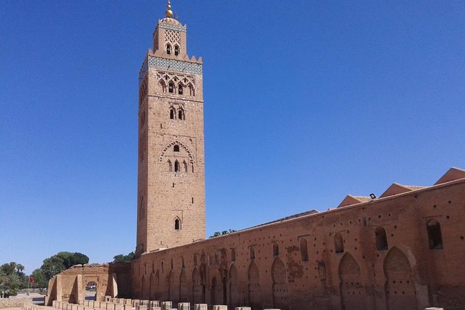 Guided walking tour in Marrakech - Rahba Kedima Square: spice shops, an open-air pause, and simple sensory payoff