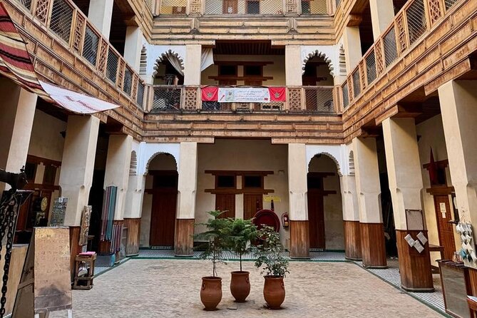 Guided Walking Tour in the Historic Medina of Fez - Price and value: what $40 gets you in the Medina