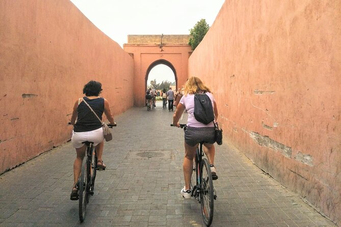 Half-Day Highlights of Marrakesh Bike Tour - Koutoubia Mosque: Almohad architecture you can actually see