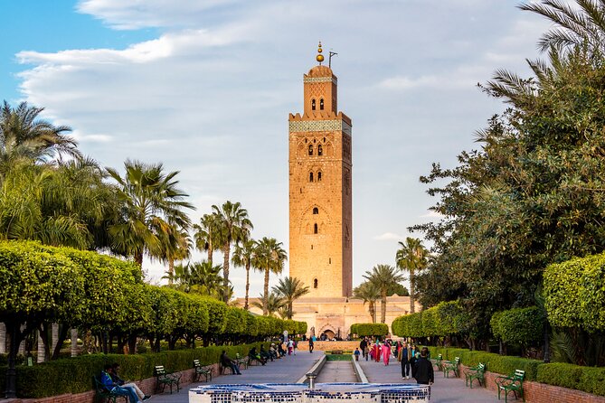 Half Day Marrakech History Tour including entrances - Where the Tour Starts: Central Marrakech and the AC Pickup