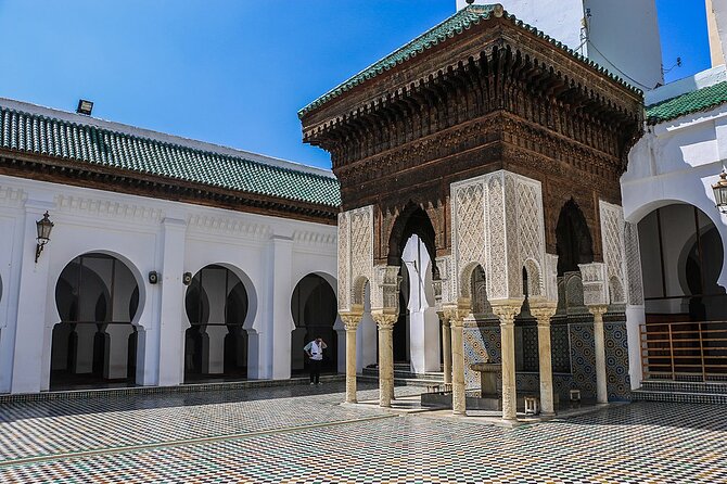 Half-Day Private Guided Walking Tour in Fez Medina - Moulay Idriss II Shrine: Respect, Rules, and Context