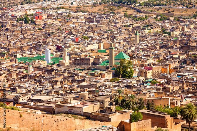 Half-Day Private Guided Walking Tour Of Fez Medina - Stop 1: Bab Boujloud, ceramics, and the Mellah at the start of your route