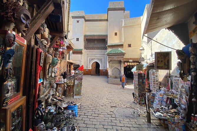 Half-Day Private Guided Walking Tour of the Old Medina of Fez - Private guide in Fez: how you avoid wasting time